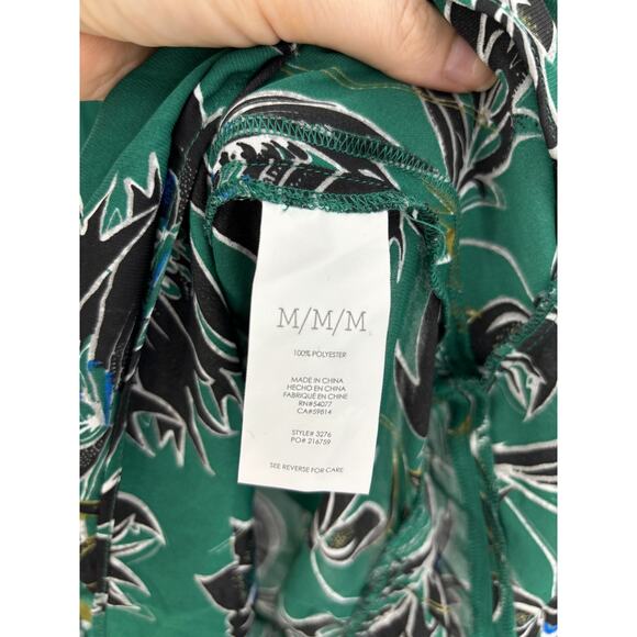 Cabi Top Womens Medium Zoe Falling Flowers Peplum Tank Green Black Floral #3276 - Picture 4 of 4